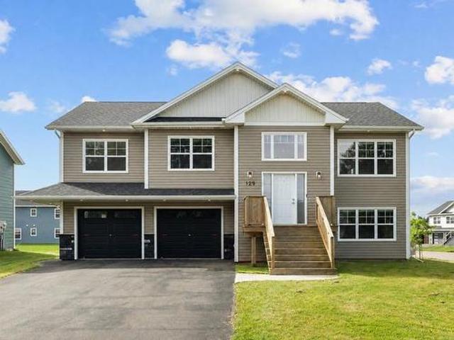 129 Royalty Road, Charlottetown, PE, C1E 3E7 house for sale | Listing ID 202620 | Royal LePage