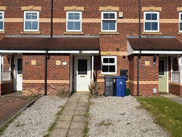 129 Reeves Way, Armthorpe, Doncaster, South Yorkshire DN3, 3 bed terraced house to rent, £995 pcm | PrimeLocation