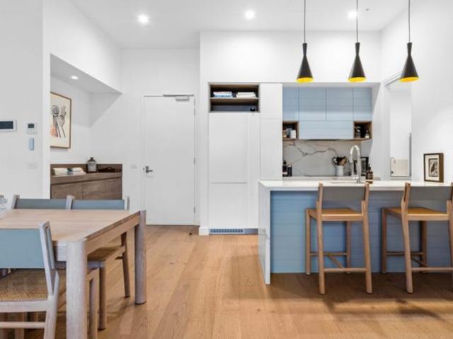 12/9 Waterfront Pl