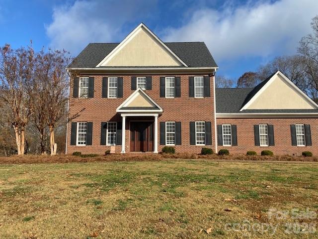 129 Walnut Ave, Yadkinville, NC 27055 | MLS #4362