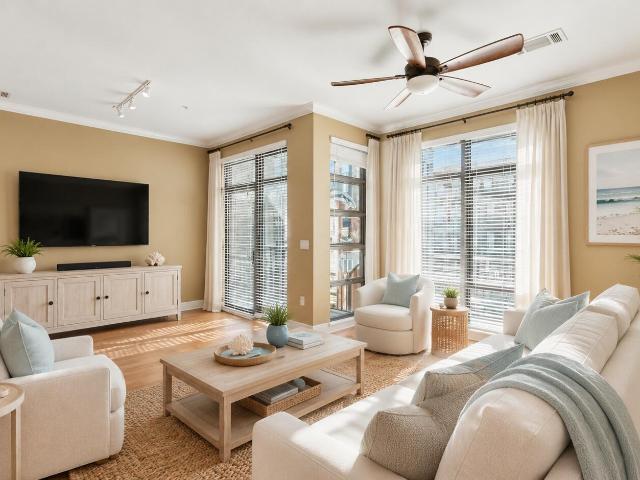 129 Walnut Street