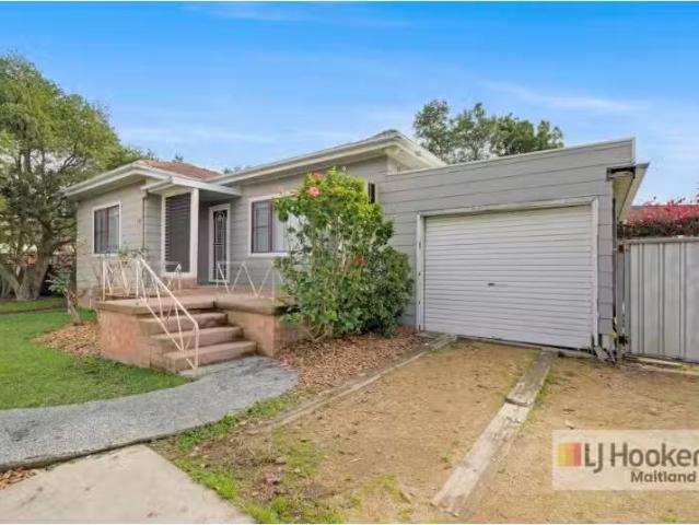 129 Victoria Street, East Maitland House for rent Listed by K.