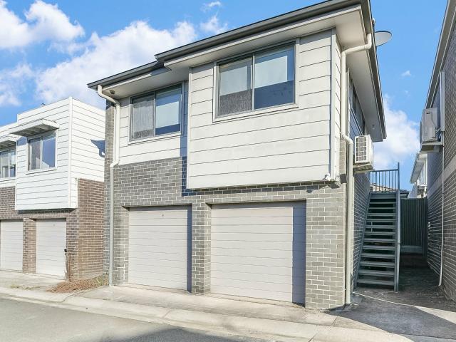 129a glenmore ridge drive, glenmore park nsw for rent lj hooker