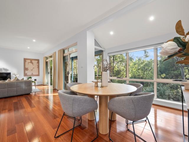 1/2 4 Bloomsbury Avenue, Pymble, NSW 2073 Townhouse for Rent Ray White Upper North Shore