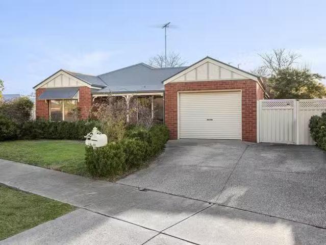 12 14 Haugh Street, Lovely Banks, VIC 3213