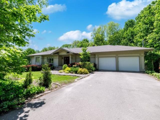 12 16 Rue Appleglen, Hudson, QC, J0P 1H0 house for sale | Listing ID 13910 | Royal LePage