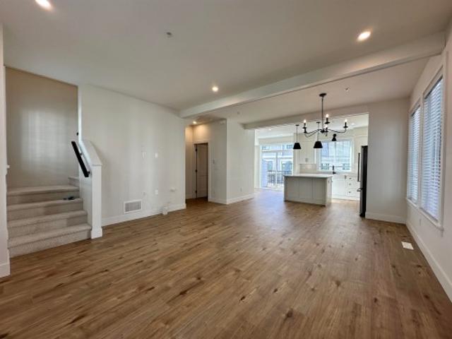 12 2018 Avenue, Langley, BC, V2Y 3P7 townhouse for sale | Listing ID R3143 | Royal LePage