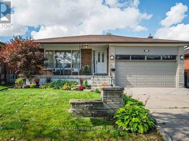 12 Tammy Lane, Toronto, ON, M9V 3W3 house for sale | Listing ID W13830 | Royal LePage