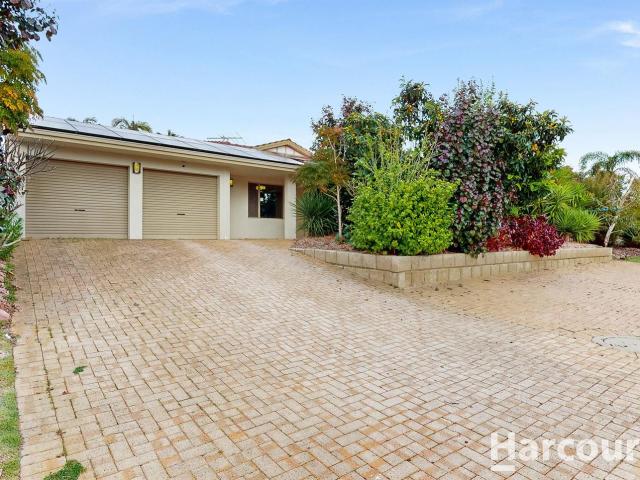 12 Tallering Heights, WOODVALE, WA 6026