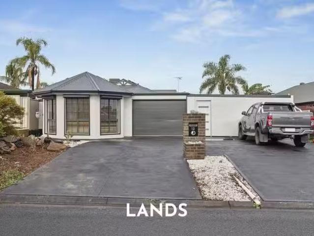 12 Tea Tree Drive, Craigmore, SA 5114