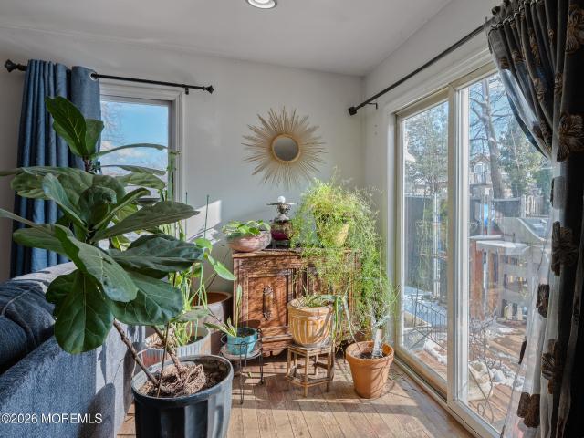 12 Thompson Ave, Leonardo, NJ 07737 | MLS #22620