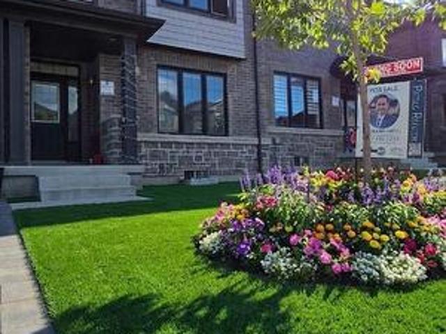 12 Thelma Drive, Whitby, ON, L1P 0N3 house for sale | Listing ID E13640 | Royal LePage