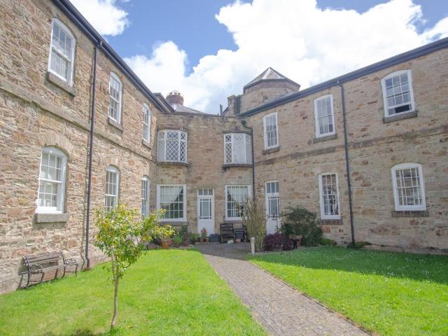 12 Tremayne House, Bodmin PL31, 3 bed terraced house to rent, £1,200 pcm | PrimeLocation