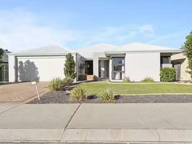12 Vasse Gardens, Ellenbrook, WA 6069