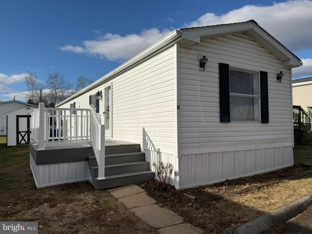 12 Vintage Ln, Honey Brook, PA 19344 | MLS #PACT2117