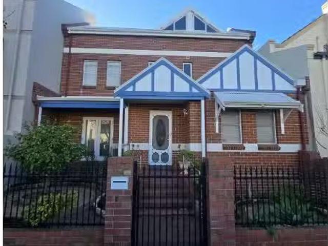 12 Victory Terrace, EAST PERTH House for rent Listed by Krist.