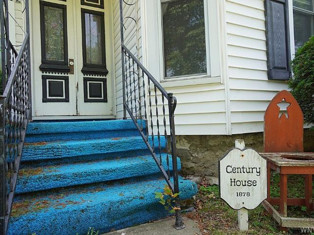 12 W Main Street