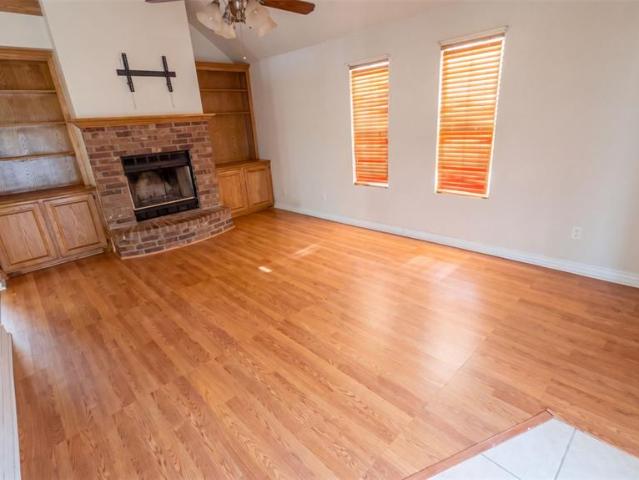 12 Wahnetah Lane