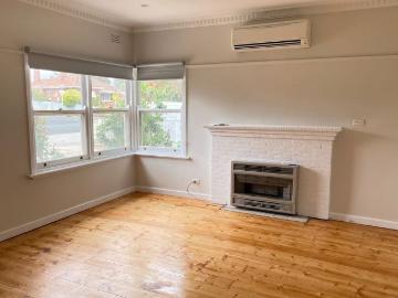 12 Weatherall Street
