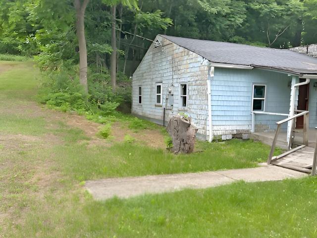 12 White Road
