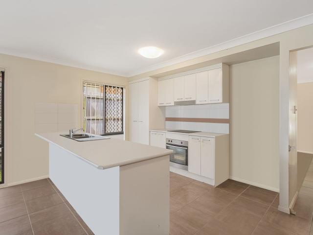 12 Winlock Circuit Warner, QLD 4500