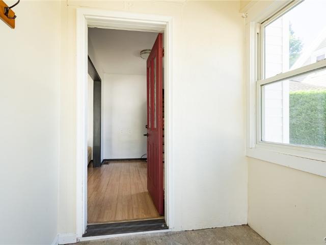 12 Wilna Avenue