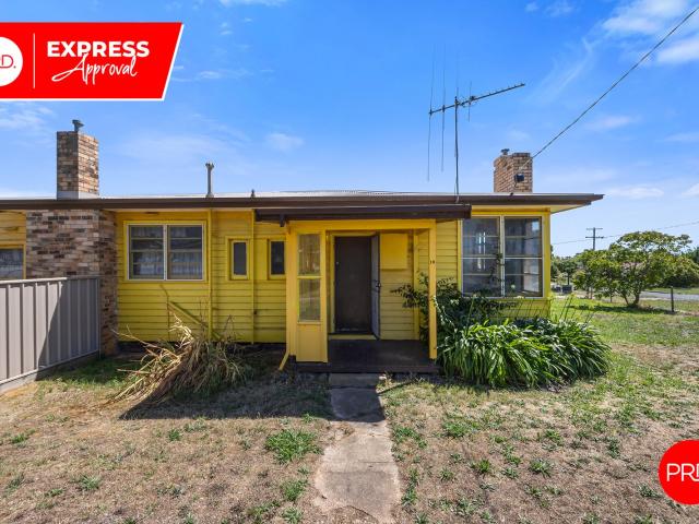 12 Woolcock Avenue, KANGAROO FLAT VIC 3555