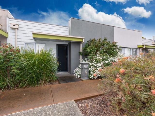 12 Acorn Lane, PAKENHAM, VIC 3810