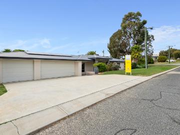 12 Acacia Way, Duncraig WA 6023 House For Rent | Domain
