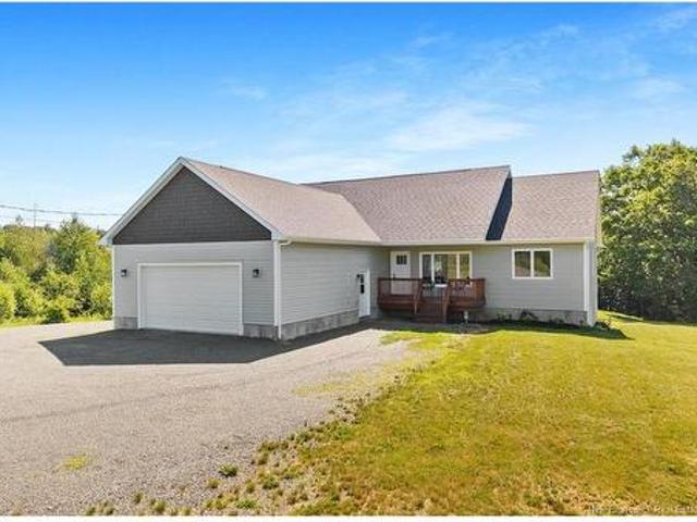 12 Acadia Lane, Douglas, NB, E3G 0C3 house for sale | Listing ID NB144506 | Royal LePage