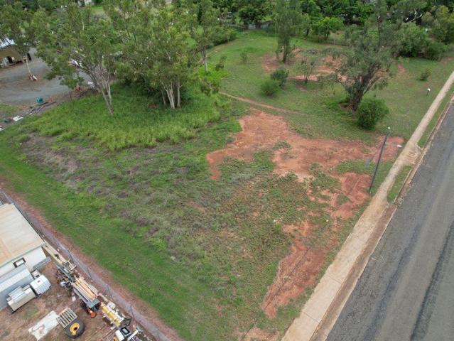 1/2 acre block