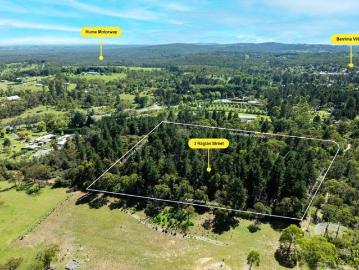 12 Acres in the Heart of Historic Berrima