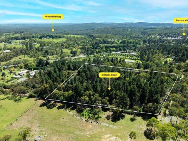 12 Acres in the Heart of Historic Berrima