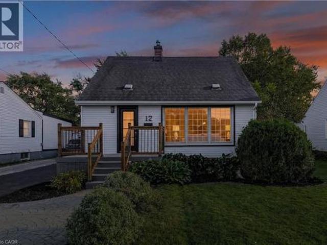 12 Admiral Road, St. Catharines, ON, L2P 1G5 house for sale | Listing ID 40864 | Royal LePage