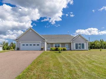 12 Ashton Street, Fairview, PE, C0A 1H2 house for sale | Listing ID 202609 | Royal LePage