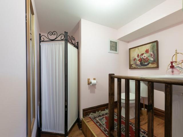 12 Av. St Joachim