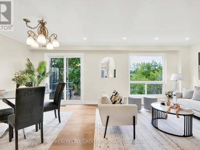12 Azalea Court, Toronto, ON, M9M 1V1 house for sale | Listing ID W13846 | Royal LePage