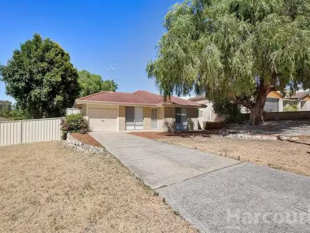 12 Banyon Close, HALLS HEAD, WA 6210 House for Rent