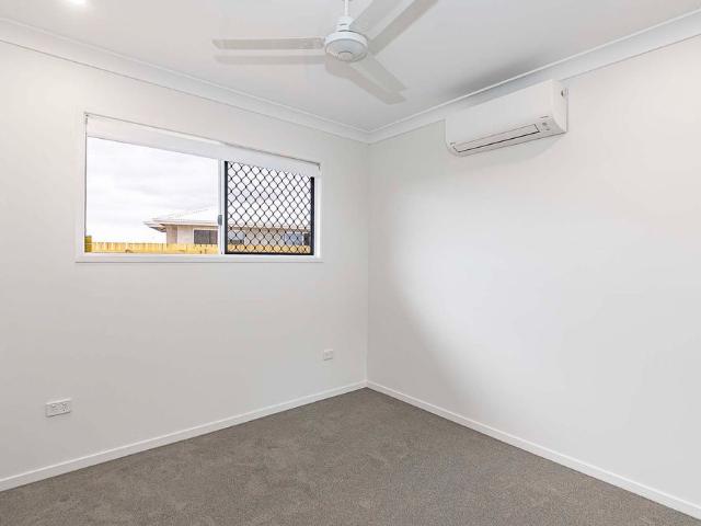 12 Babieca St, Bushland Beach