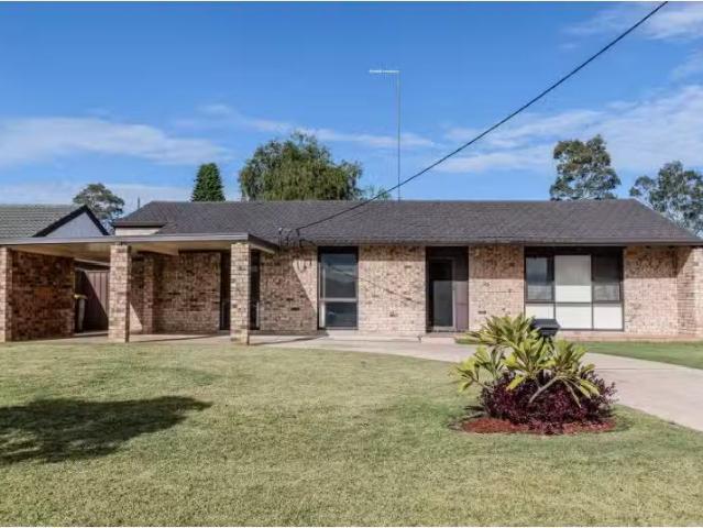 12 Barracks Street, Emu Plains House for rent Listed by Mitch.