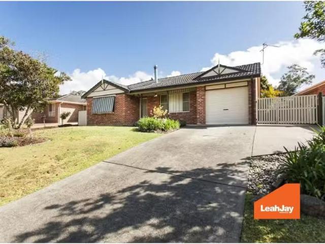 12 Barringum Close, Medowie House for rent Listed by Leasing.