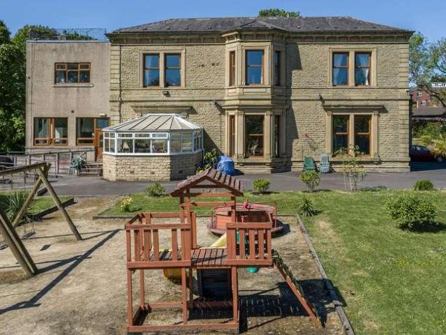 12 bed house for sale
