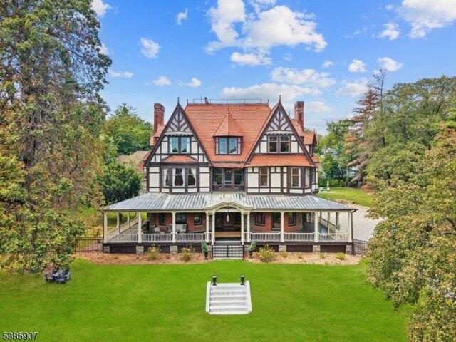 12 bedroom, Montclair NJ 07042 105695018