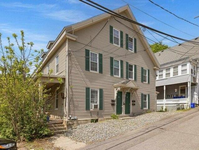 12 bedroom, Newmarket NH 03857 105574180