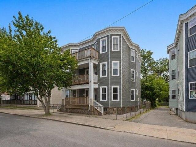 12 bedroom, Boston MA 02122 105578069