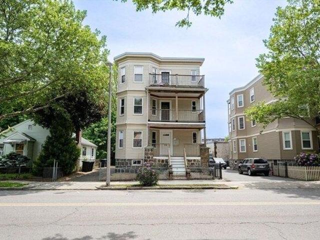 12 bedroom, Boston MA 02124 104649974