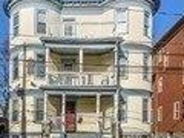 12 bedroom, Boston MA 02124 105588645