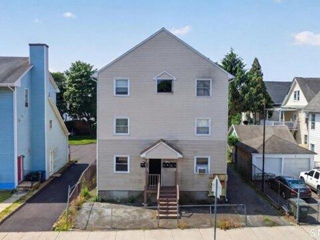 12 bedroom, Bridgeport CT 06608 105498215