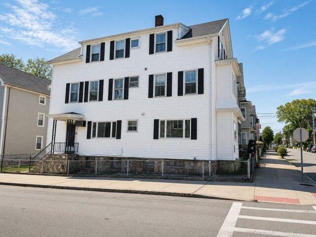 12 bedroom, Fall River MA 02720 105726190
