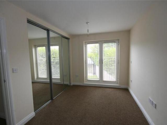 12 bedroom flat for sale in Stafford Road, Wolverhampton, West Midlands, WV10
